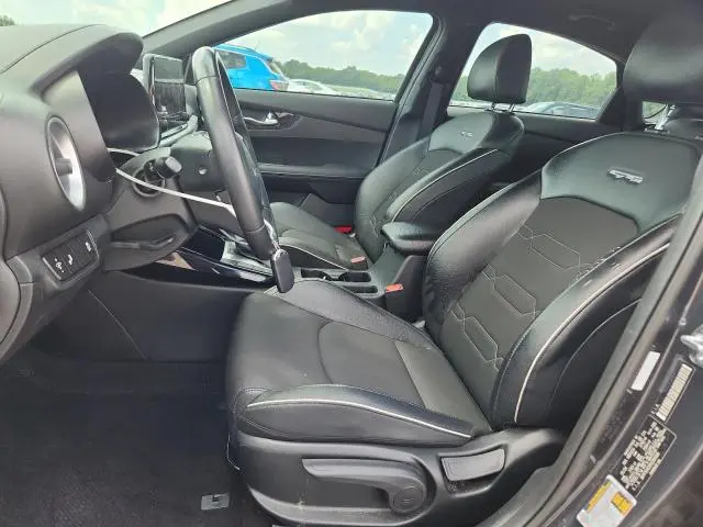 2024 KIA FORTE GT LINE  