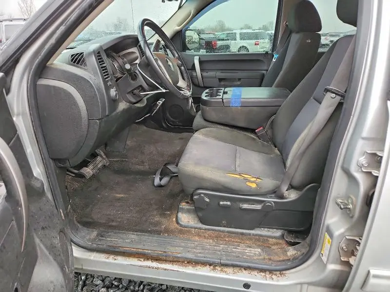 2010 CHEVROLET SILVERADO K1500 LT  