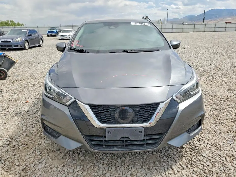 2021 NISSAN VERSA SV  