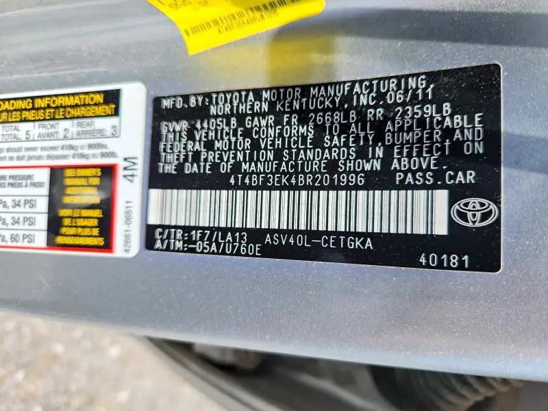 2011 TOYOTA CAMRY XLE  