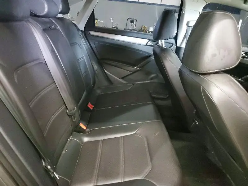 2021 VOLKSWAGEN PASSAT SE  