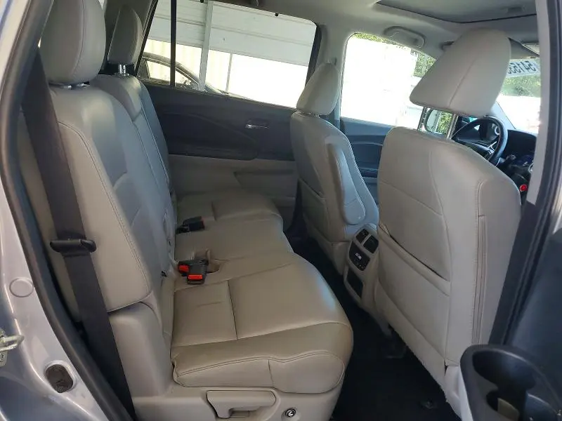 2022 HONDA PILOT SE  