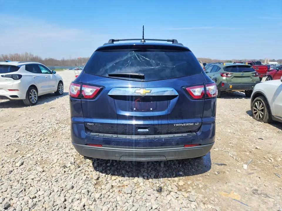 2016 CHEVROLET TRAVERSE LT  
