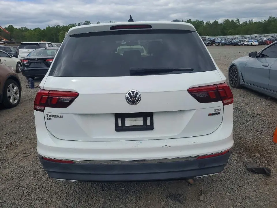 2018 VOLKSWAGEN TIGUAN SE  