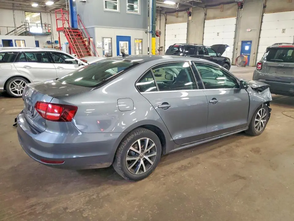 2017 VOLKSWAGEN JETTA SE  