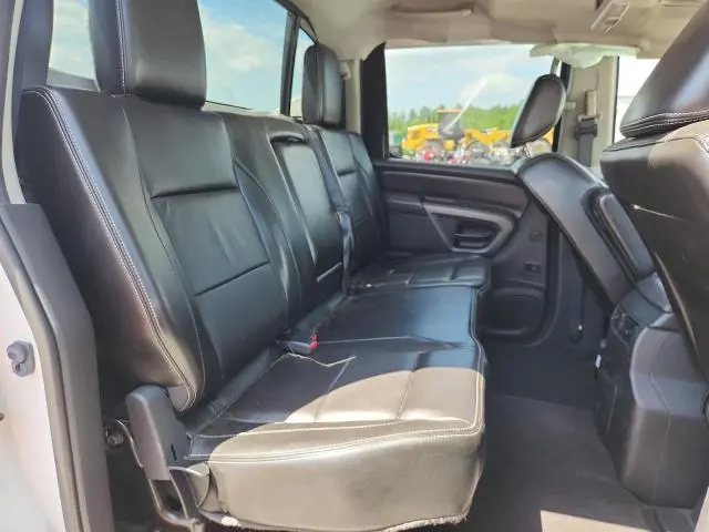 2015 NISSAN TITAN S  
