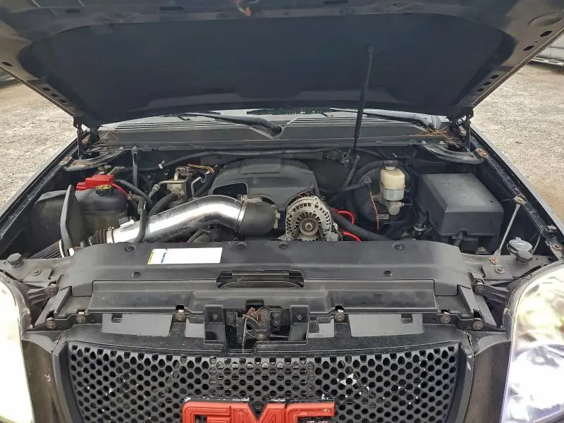 2011 GMC YUKON XL DENALI  