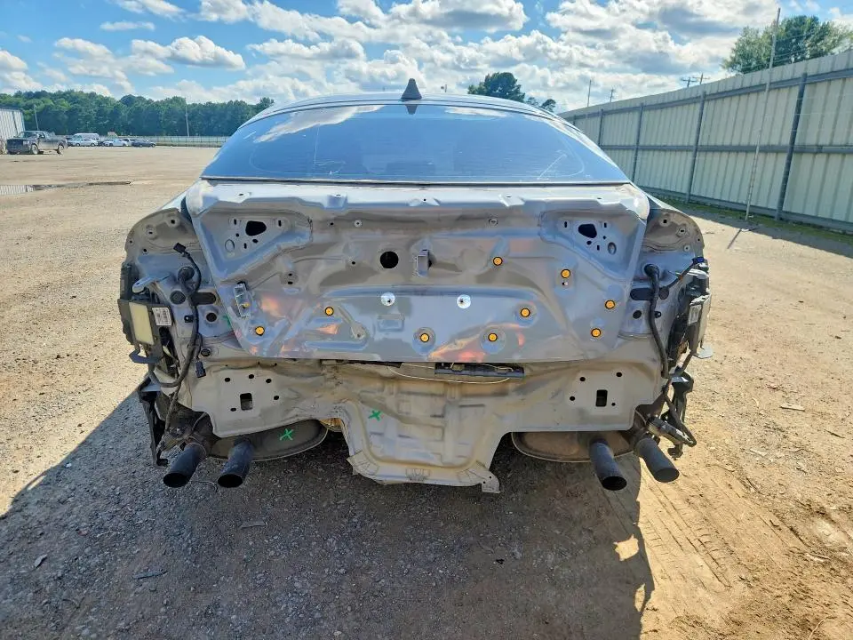 2022 KIA STINGER GT1  