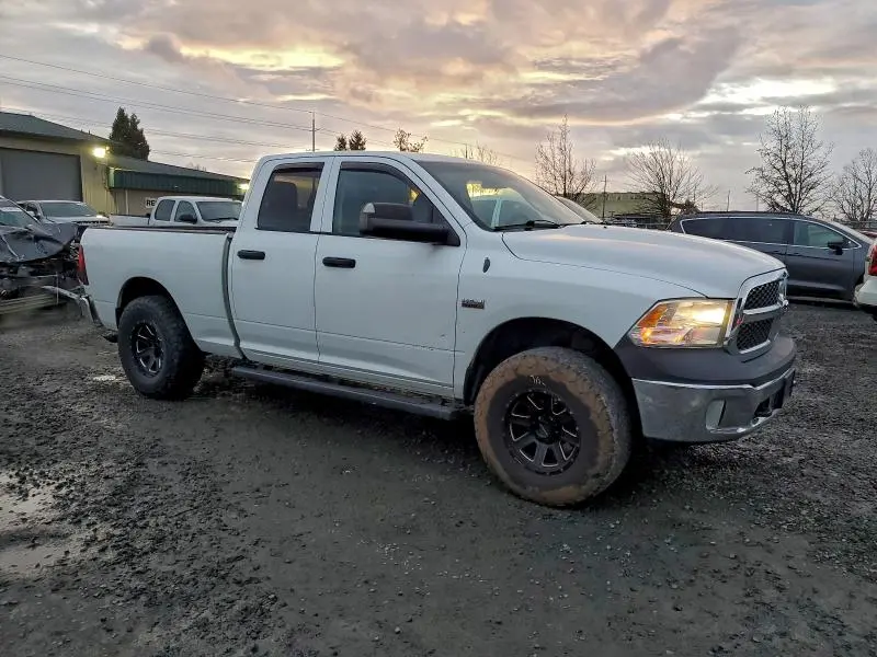 2013 RAM 1500 ST  
