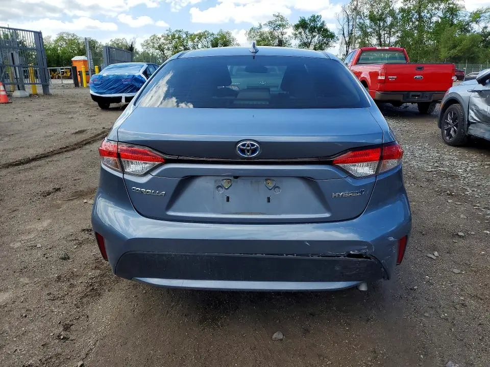 2022 TOYOTA COROLLA LE  