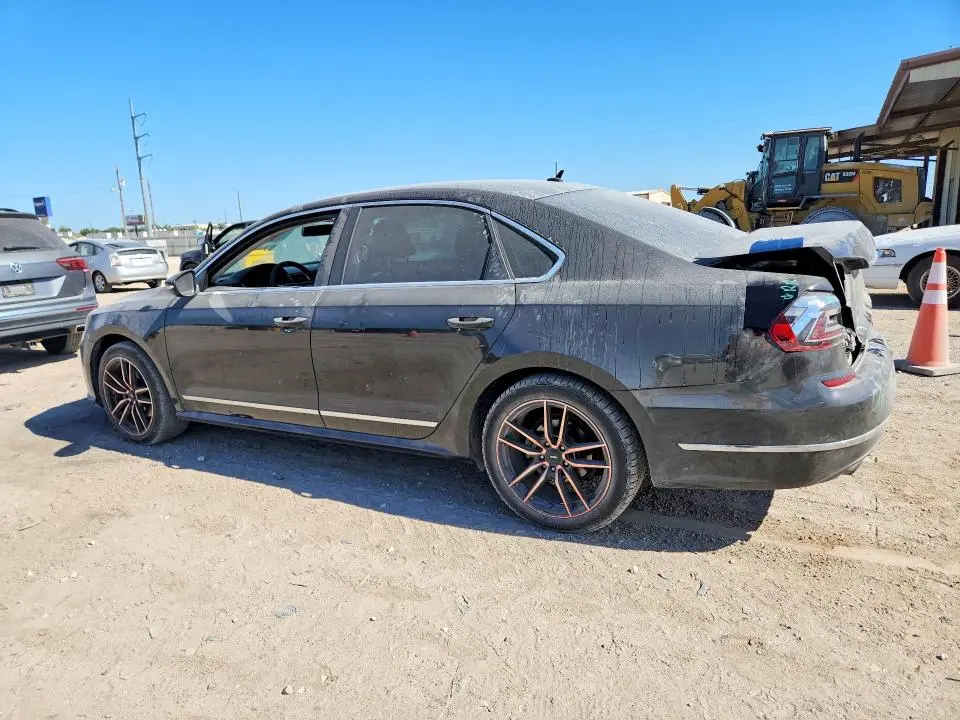 2017 VOLKSWAGEN PASSAT S  