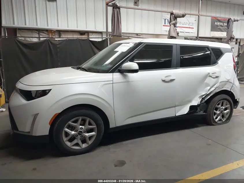 2023 KIA SOUL LX