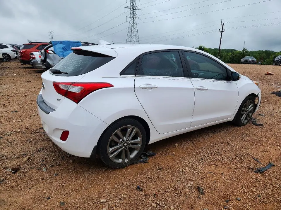 2016 HYUNDAI ELANTRA GT BASE  