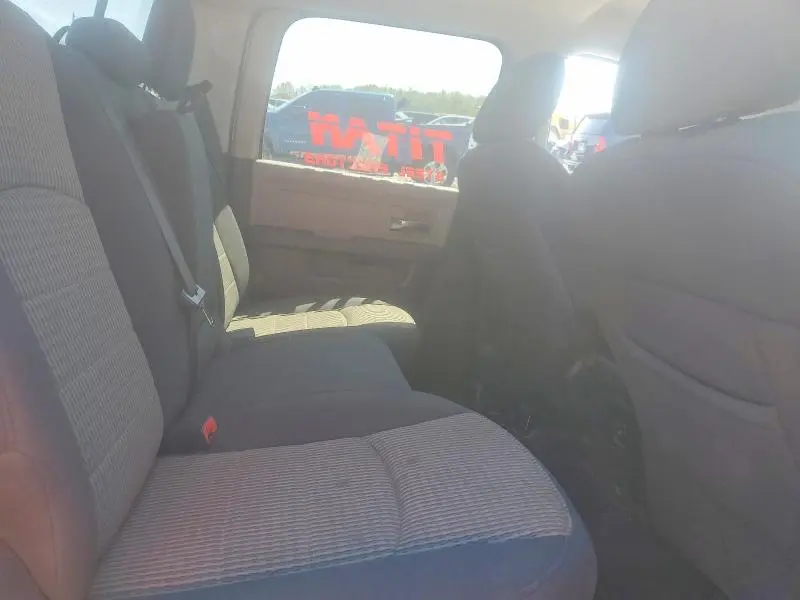 2012 DODGE RAM 1500 SLT  
