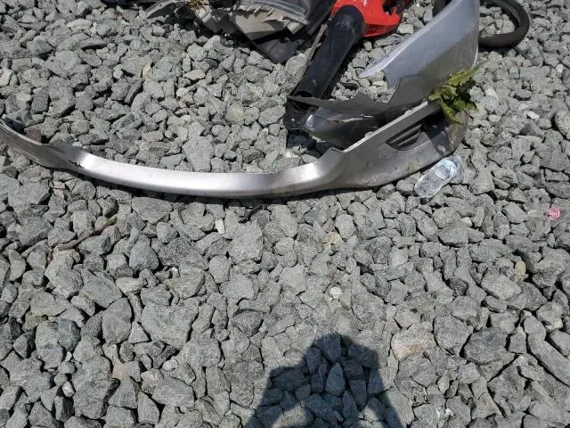 2010 TOYOTA CAMRY SE  