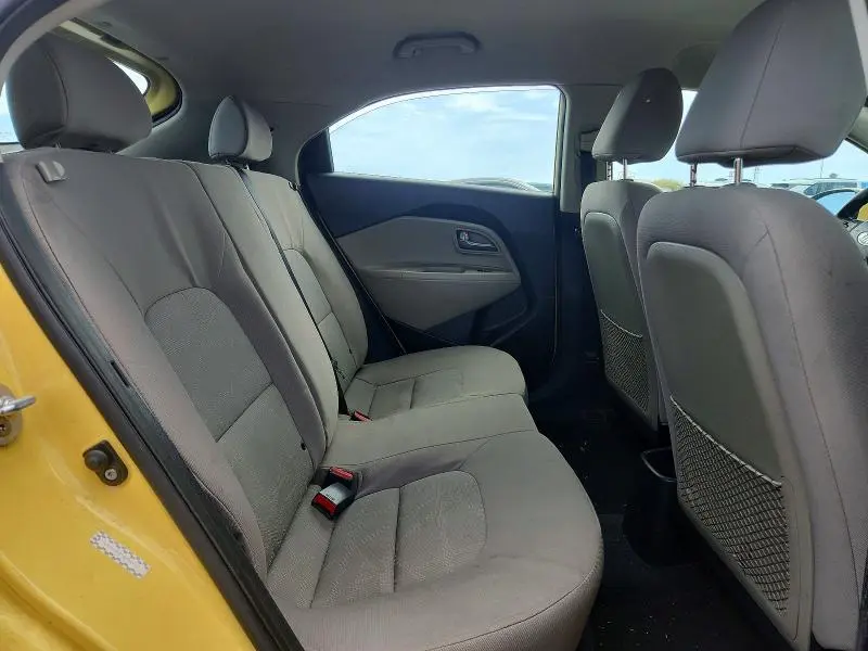 2016 KIA RIO LX  