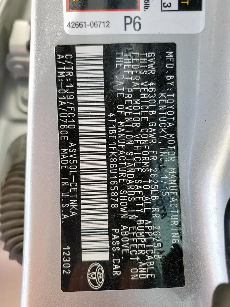 2016 TOYOTA CAMRY LE  