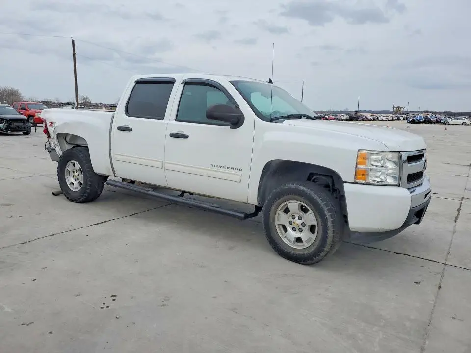 2010 CHEVROLET SILVERADO K1500 LT  