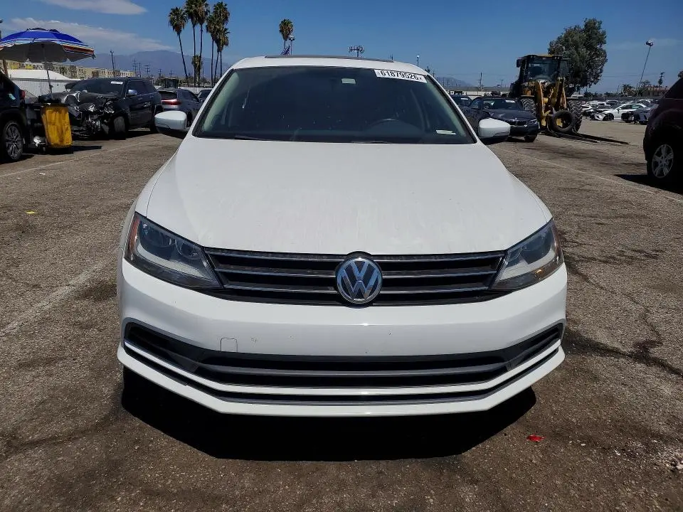 2015 VOLKSWAGEN JETTA SE  