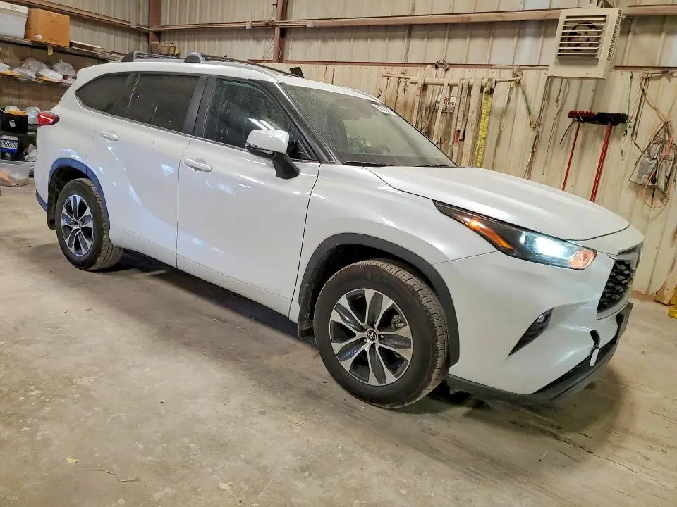 2023 TOYOTA HIGHLANDER   