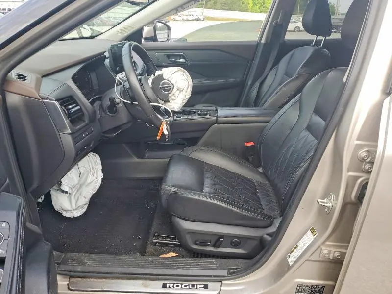 2021 NISSAN ROGUE PLATINUM  