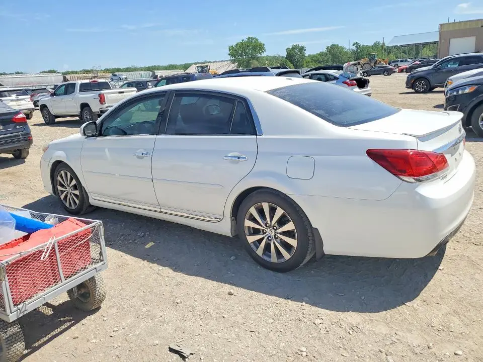 2011 TOYOTA AVALON LIMITED  