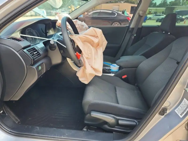 2017 HONDA ACCORD LX  
