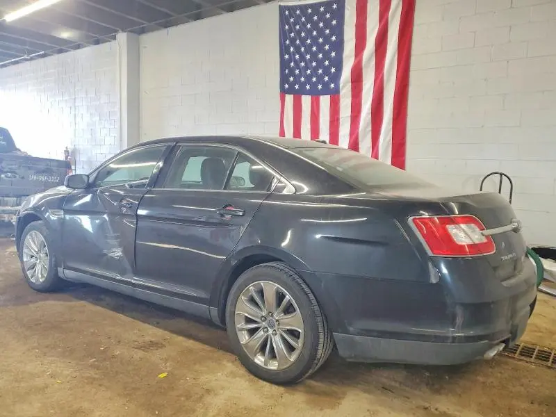 2010 FORD TAURUS LIMITED  