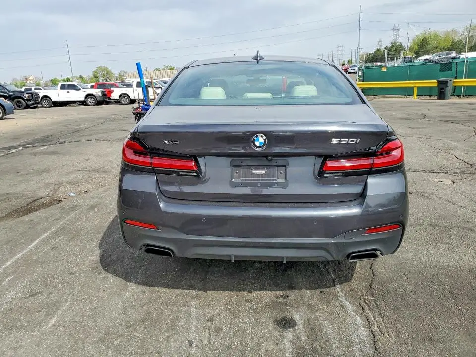 2022 BMW 530 XI  