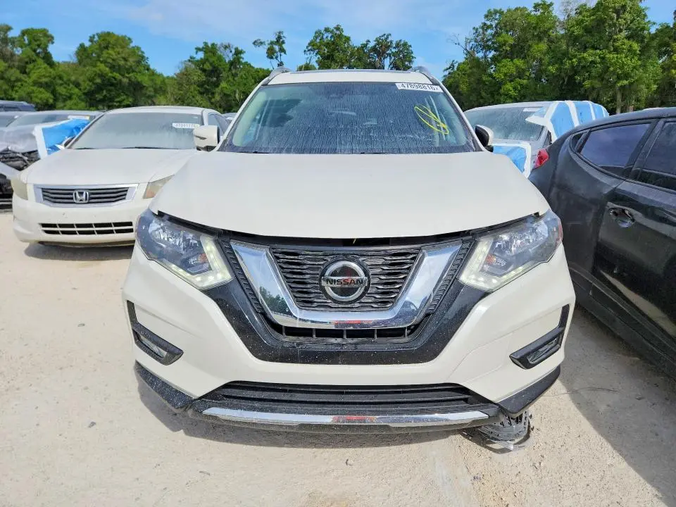 2019 NISSAN ROGUE SV  