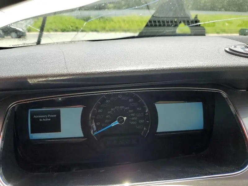 2015 FORD TAURUS SEL  