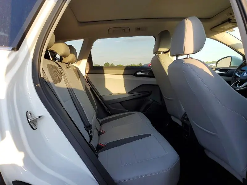 2023 VOLKSWAGEN TAOS SE  