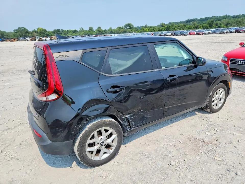 2021 KIA SOUL S  