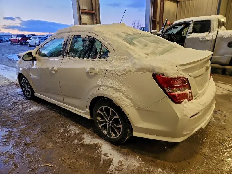 2017 CHEVROLET SONIC LT  