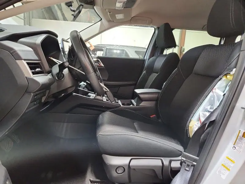 2024 MITSUBISHI OUTLANDER ES  