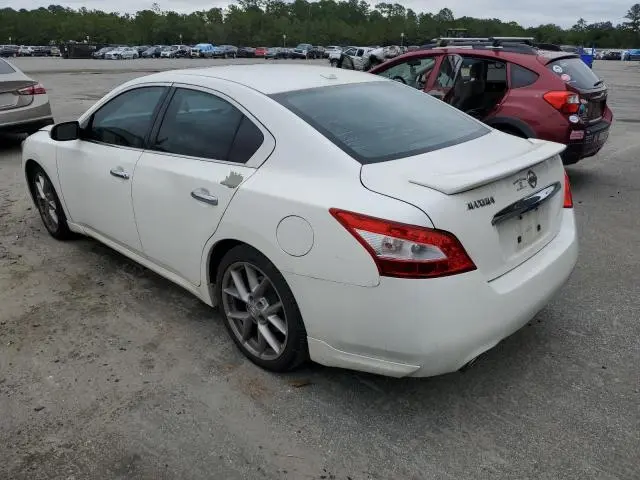 2011 NISSAN MAXIMA S  