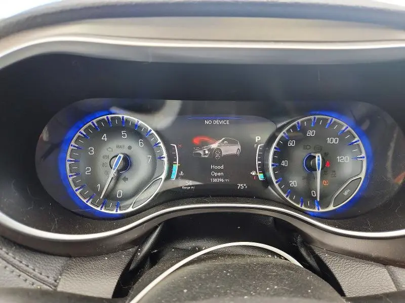 2017 CHRYSLER PACIFICA LIMITED  