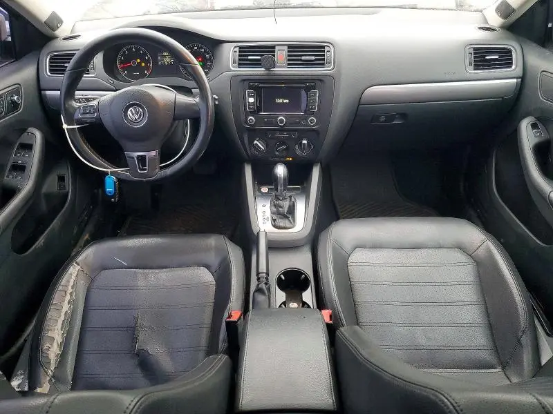 2013 VOLKSWAGEN JETTA SEL  