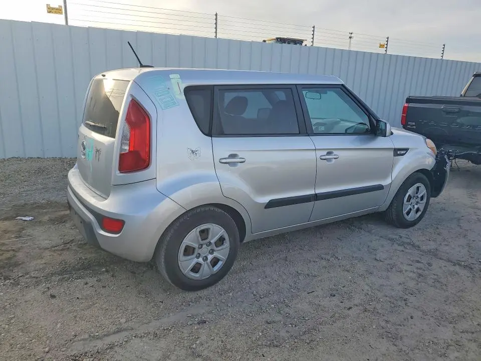 2012 KIA SOUL   