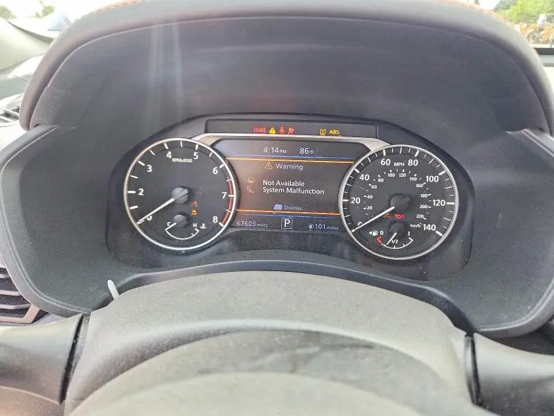 2021 NISSAN ALTIMA SR  