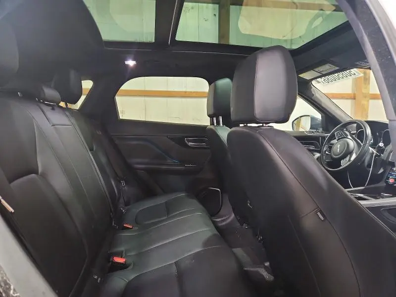 2020 JAGUAR F-PACE PREMIUM  