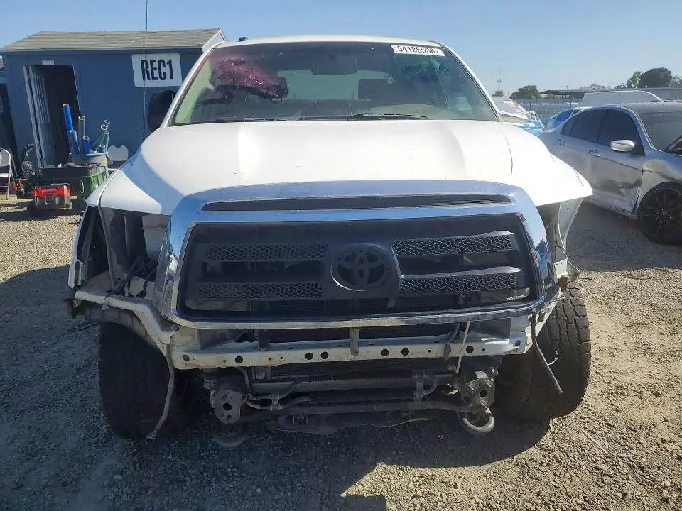 2010 TOYOTA TUNDRA CREWMAX SR5  