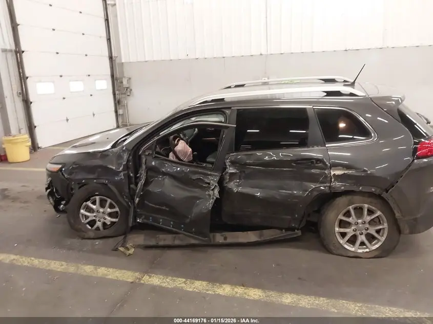 2017 JEEP CHEROKEE LATITUDE 4X4