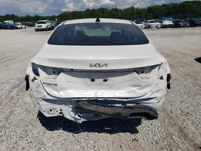 2023 KIA FORTE LX  
