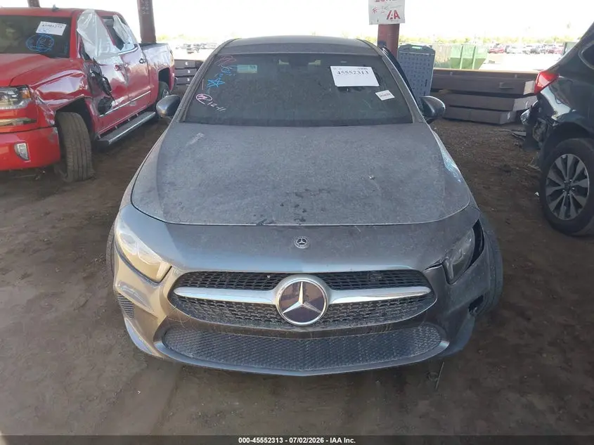 2019 MERCEDES-BENZ A 220  