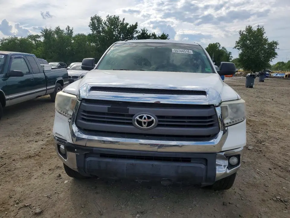 2015 TOYOTA TUNDRA SR5  