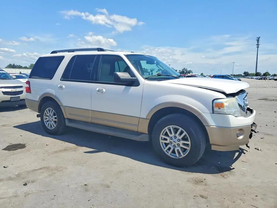 2011 FORD EXPEDITION XLT  
