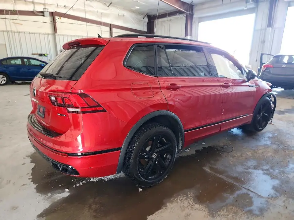 2024 VOLKSWAGEN TIGUAN SE R-LINE BLACK  