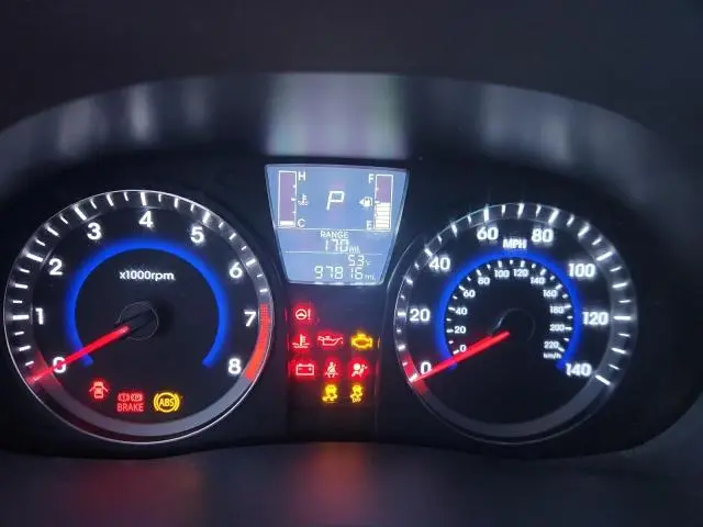 2015 HYUNDAI ACCENT GLS  