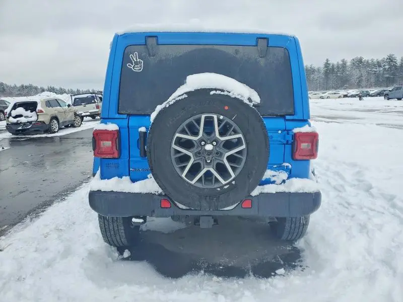 2025 JEEP WRANGLER SAHARA  